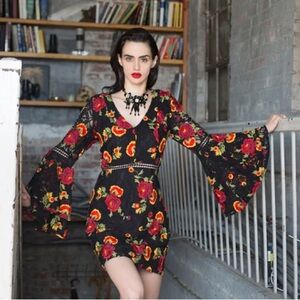 Alexia Admor floral embroidered lace dress with bell sleeves